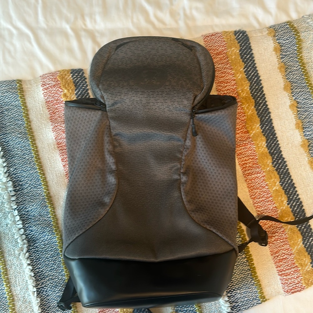 Lululemon 🍋 Backpack